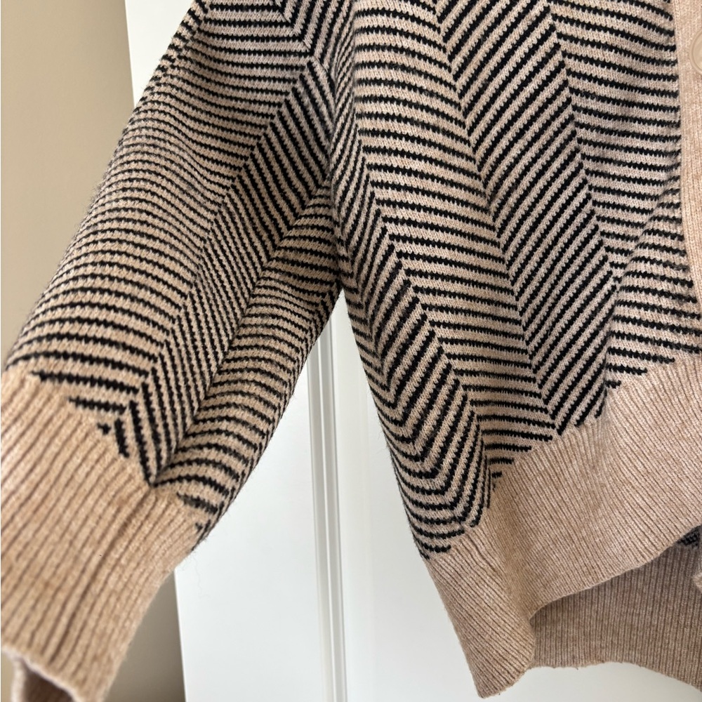 OAK + FORT Herringbone Brown Cardigan Sweater Sz small - Picture 8 of 13